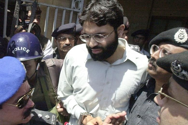 Islamis dihukum karena memenggal kepala wartawan AS Daniel Pearl untuk bebas, keluarga korban terkejut post thumbnail image